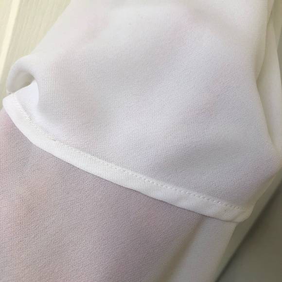 Guess white top - Picture 5 of 6